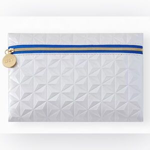 💄3/$12💄 NWOT: IPSY Step Into Your Power Glam Bag